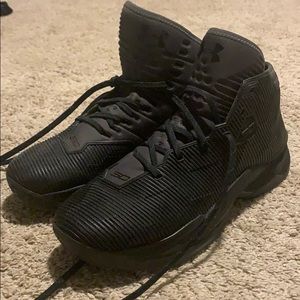 Under Armor Curry 2.5 size 10